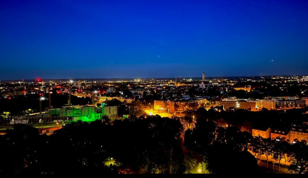 Suite-Xxi City View Hotelturm Аугсбург Экстерьер фото